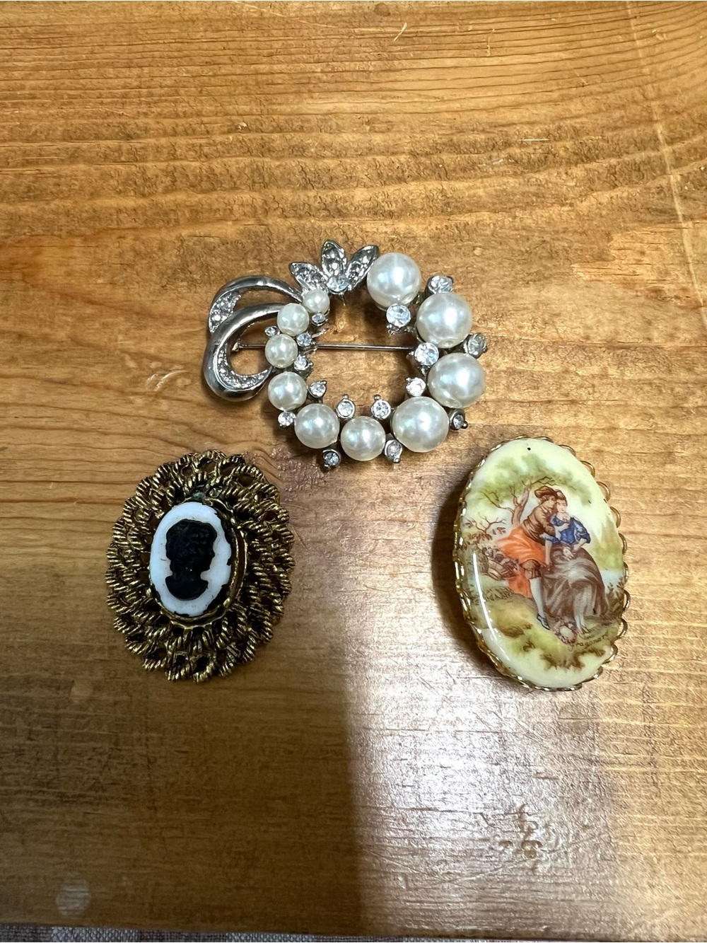 Vintage brooch costume jewelry pin grandma core